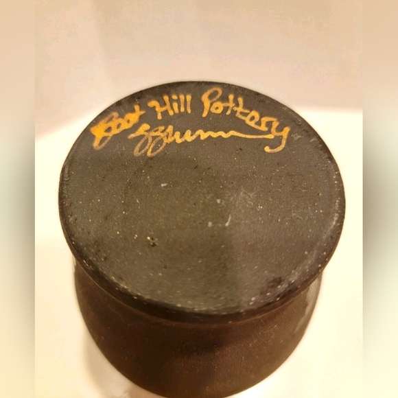 Boot Hill Pottery 6" Vase- Moose& Holly Motif- Matte& Glazed Finish - Picture 6 of 7